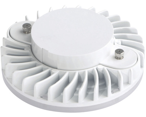 Detailný pohľad na okrúhle LED svietidlo s chladiacimi rebrami a upevňovacími skrutkami