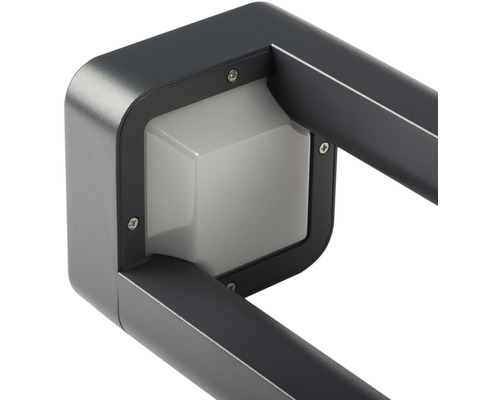 Detail záhradného svietidla