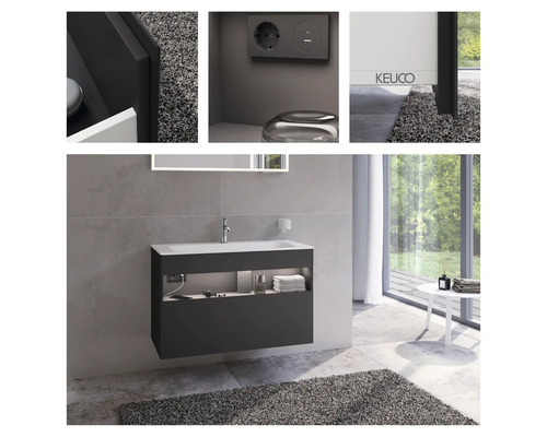 Moderná kúpeľňa s umývadlom, zrkadlom a sivým vybavením