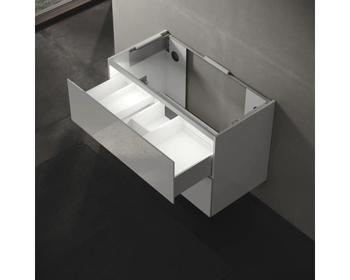 Skrinka pod umývadlo so zásuvkami na uloženie v kúpeľni