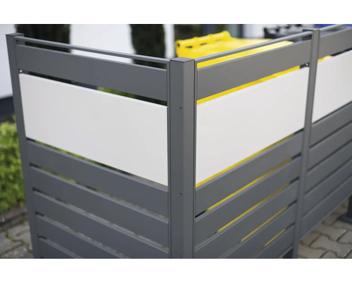 Kontajnerový box z hliníka a plastových lamiel