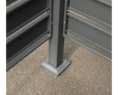 Detail stĺpika plota so základom