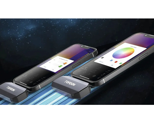 Dva smartfóny s aplikáciou na ovládanie zariadení s logom Topdon.