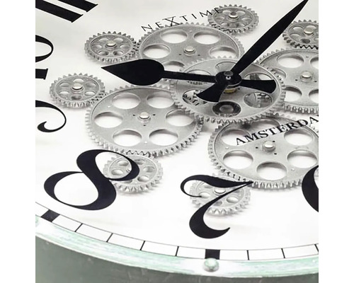 Dekoratívne nástenné hodiny s ozubenými kolesami a ukazovateľom času