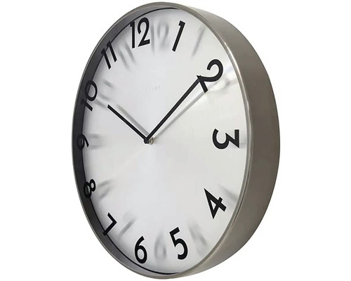 Nástenné hodiny s ciferníkom a ručičkami