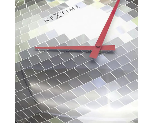 Nástenné hodiny Nextime s mozaikovým vzorom a červenými ručičkami