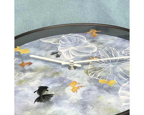 Nástenné hodiny s motívom rybníka a rybami