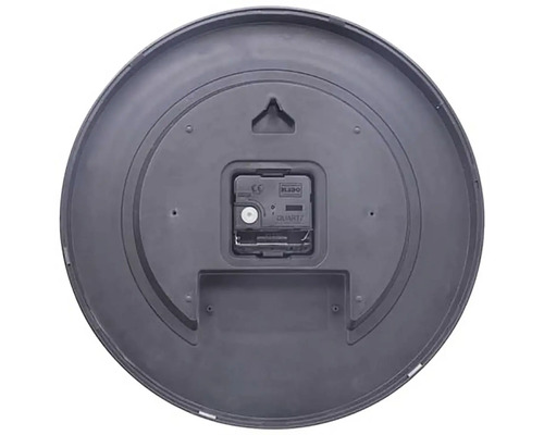 Zadná strana okrúhlych nástenných hodín s quartzovým strojčekom