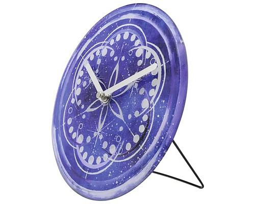 Stolové hodiny so vzorom a stojanom