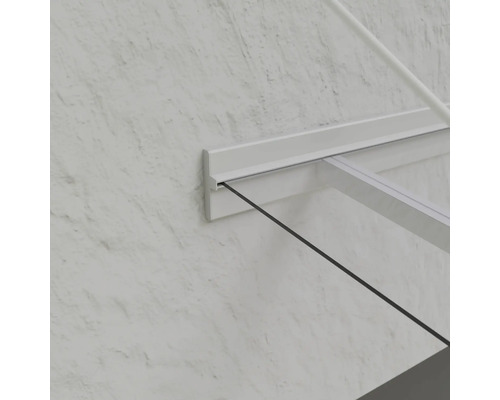 Detail markízy s bielym nástenným držiakom