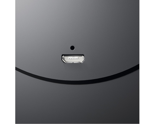 Detailný záber USB portu