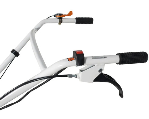 Detailný pohľad na ovládacie prvky kultivátora