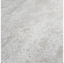 Detail svetlej štruktúrovanej tapety