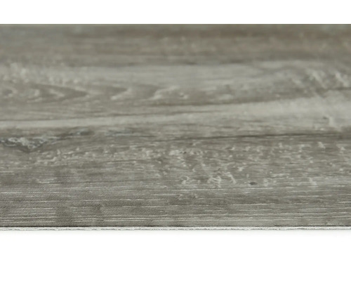 Detail vinylovej podlahy s dreveným vzhľadom