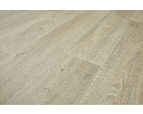 Detail laminátovej podlahy s dizajnom dreva