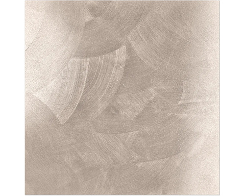 Detail steny s kruhovou omietkovou štruktúrou