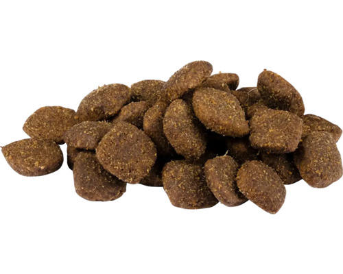 Hromada suchého krmiva pre psov