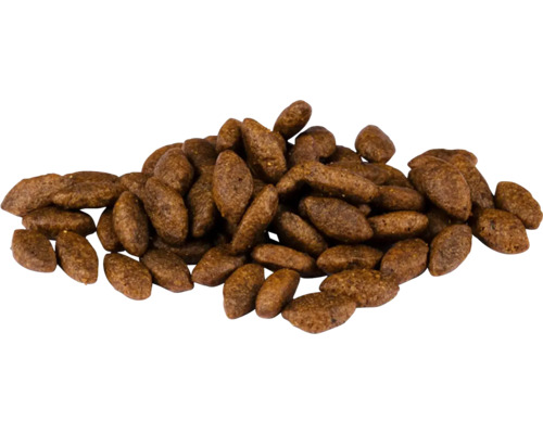 Hromada suchého krmiva pre zvieratá