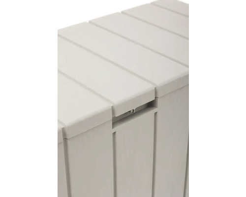 Detail záhradného boxu s vekom