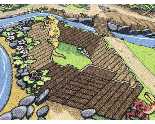 Koberec s motívom dinosaurov a riečnou krajinou