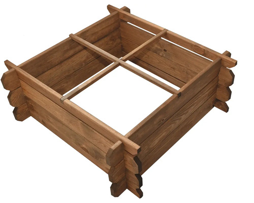 Štvorcový vyvýšený záhon z dreva