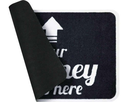 Rohožka so šípkou a nápisom Your Journey starts here