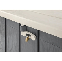 Detail uzamykateľnej záhradnej truhlice