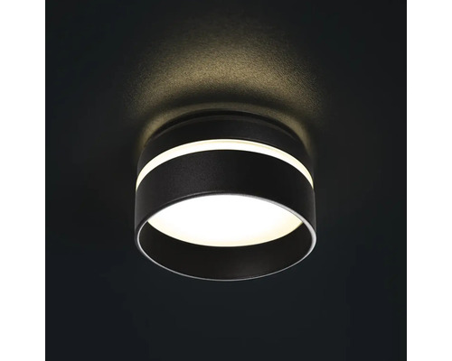 Čierne stropné svietidlo s okrúhlym tvarom
