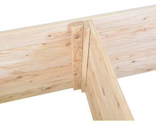 Drevený trám s drevenou vzperou pre stavebné projekty