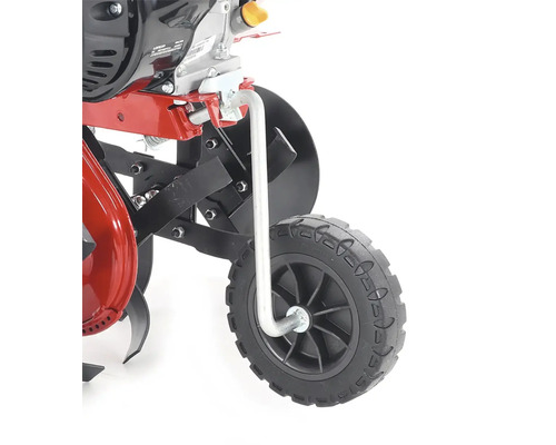 Detailný pohľad na koleso záhradnej frézy