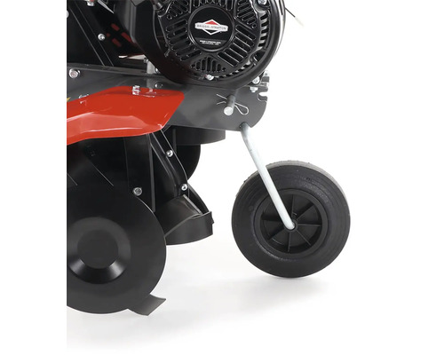 Detail motora a kolesa motorového kultivátora