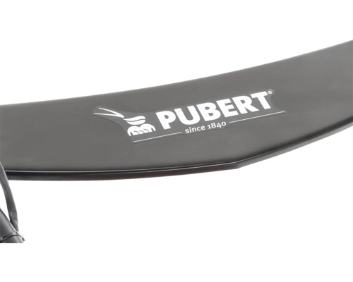 Detailný záber na čierny pluhový štít s logom Pubert