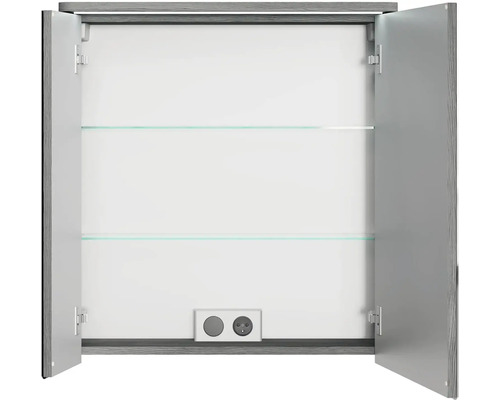 Otvorená zrkadlová skrinka s dvoma sklenenými policami a zásuvkou