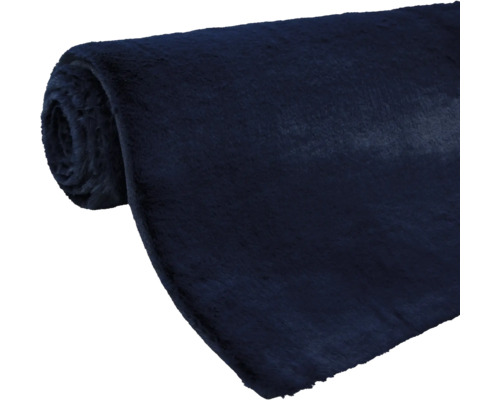 Zrolovaný látkový koberec