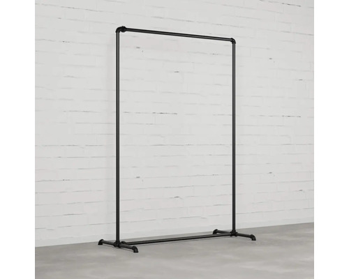 Kovový vešiak na oblečenie