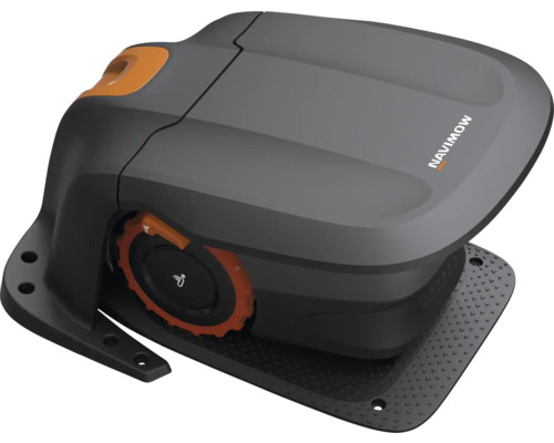 Robotická kosačka Navimow na nabíjacej stanici