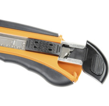 Odlamovací nôž s výsuvnou čepeľou