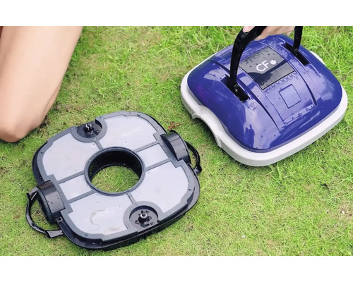 Automatický čistič bazénov a filter na trávniku