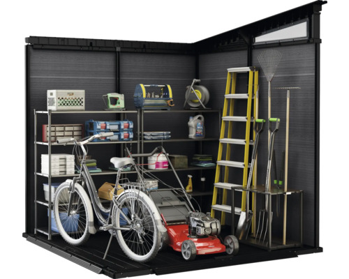 Záhradná búda s regálmi, záhradným náradím, rebríkom, kosačkou a bicyklom