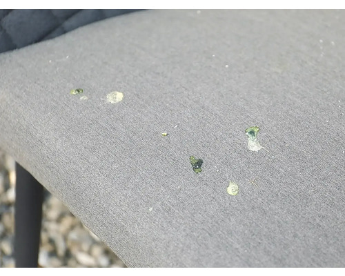 Znečistená sedacia plocha