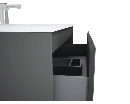 Skrinka pod umývadlo s otvorenou zásuvkou do kúpeľne