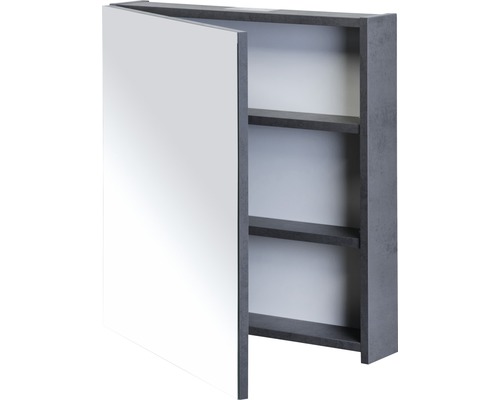 Otvorená zrkadlová skrinka s tromi policami na ukladanie v kúpeľni