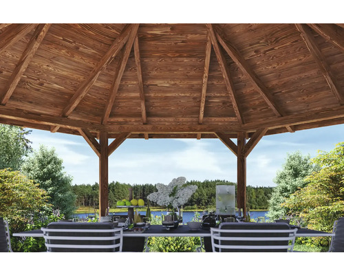 Drevený záhradný pavilón so stolom a stoličkami v záhrade