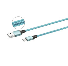 USB-C kábel s opleteným textilným plášťom a USB-A konektorom