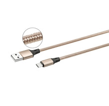 USB kábel s konektormi USB-A a USB-C
