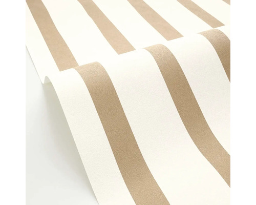 Tapeta so širokými pruhmi