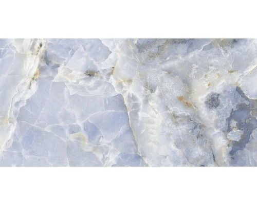 Mramorová doska so svetlým žilkovaním