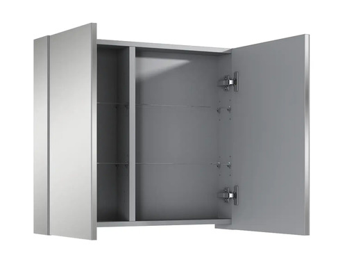 Otvorená zrkadlová skrinka so sklenenými policami