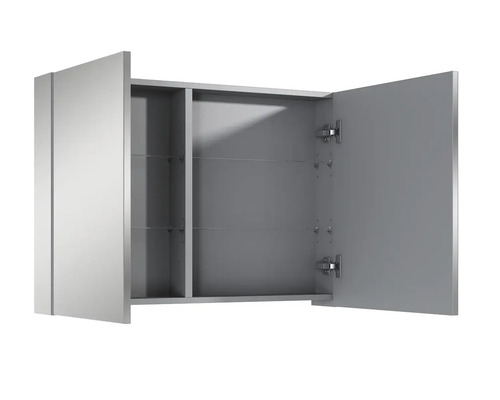 Otvorená zrkadlová skrinka so sklenenými policami do kúpeľne