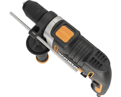 Vŕtací stroj s prídavnou rukoväťou